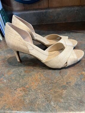 Life Stride Mykonos d’Orsay sandal pump 11 M Blonde Raffia
